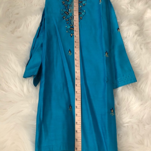 Turquoise Tunic (Indian style) - Picture 8 of 10
